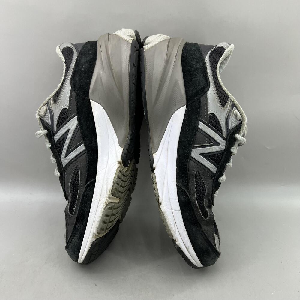 New Balance 990 V6 USA Running Shoes Women Size 7 D Black Suede Comfort Sneakers - Picture 6 of 10